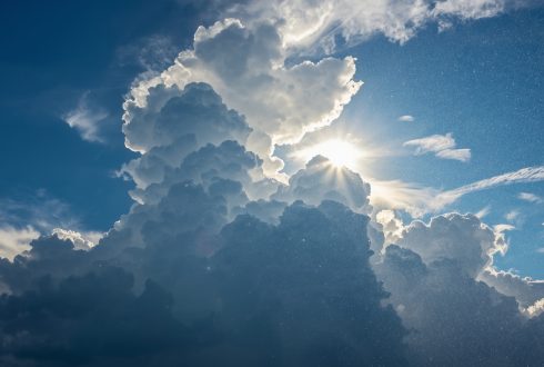 چه ابرهایی تگرگ‌زا هستد و چگونه تشخیص بدهیم؟